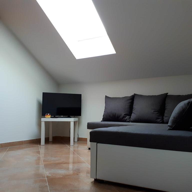 Apartment Tea Nin Dış mekan fotoğraf